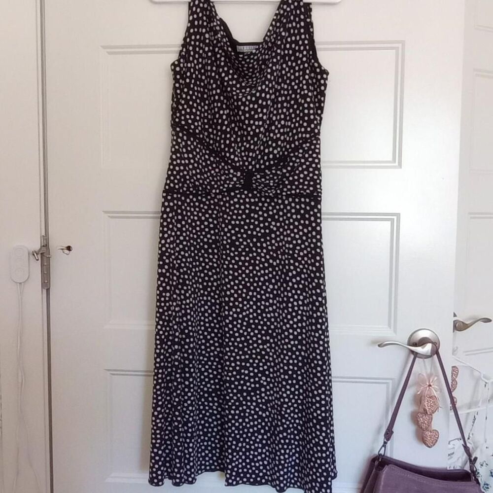 Enfocus-studio Women's Black and White Dress